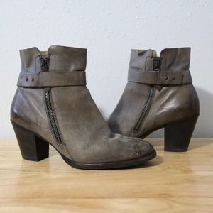 PAUL GREEN | Grey Distressed Leather Ankle Boots Size 8 (US Size 10.5)